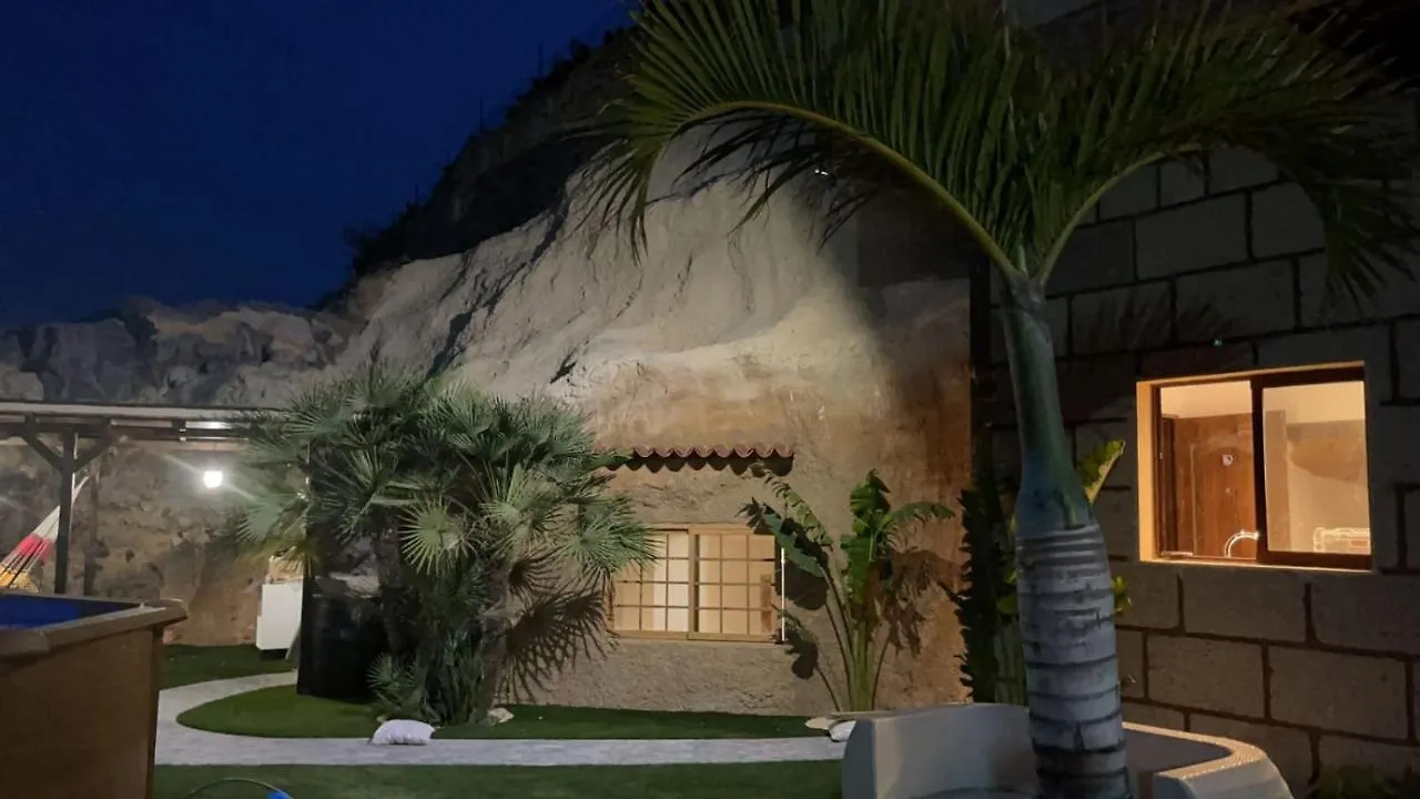 Kamp alanı Arico Cave Experience Maday İspanya