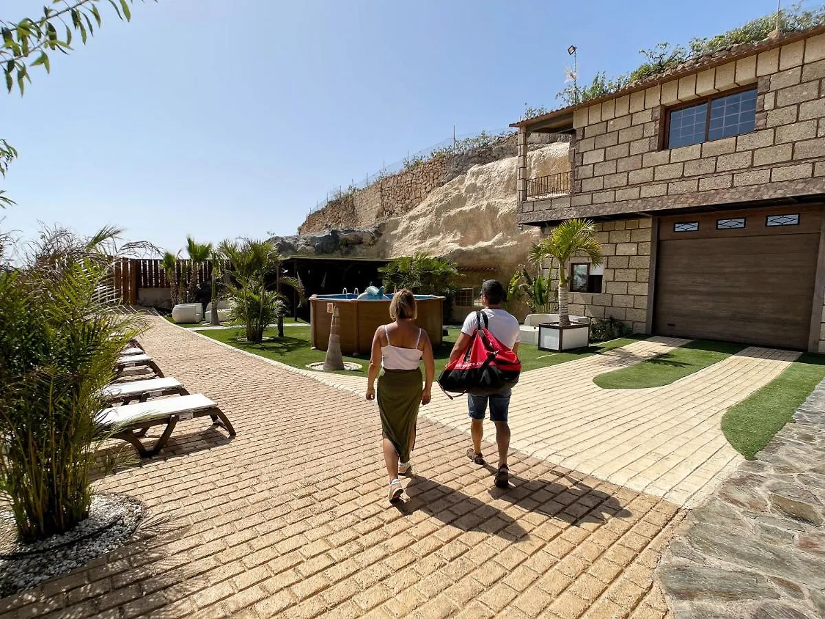 Arico Cave Experience Maday İspanya