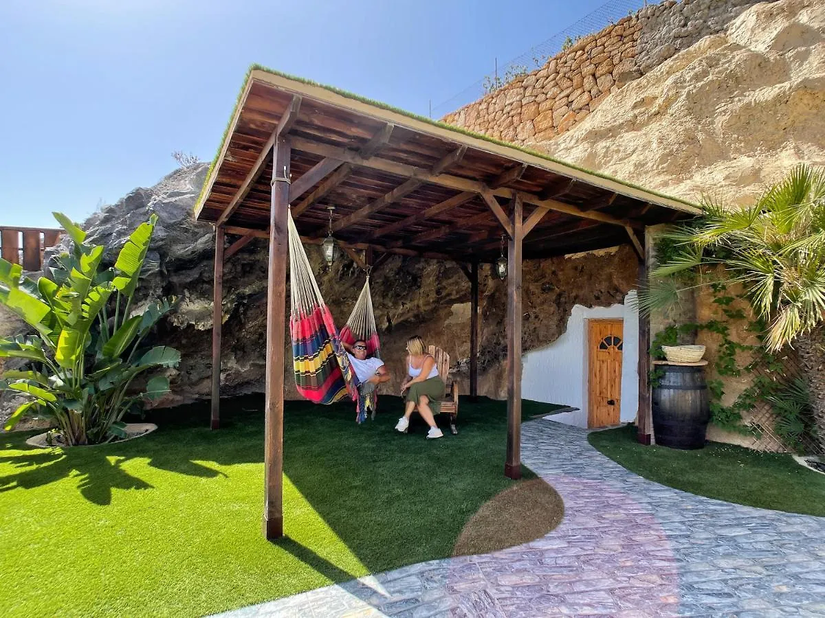 Arico Cave Experience Maday Kamp alanı Santa Cruz de Tenerife